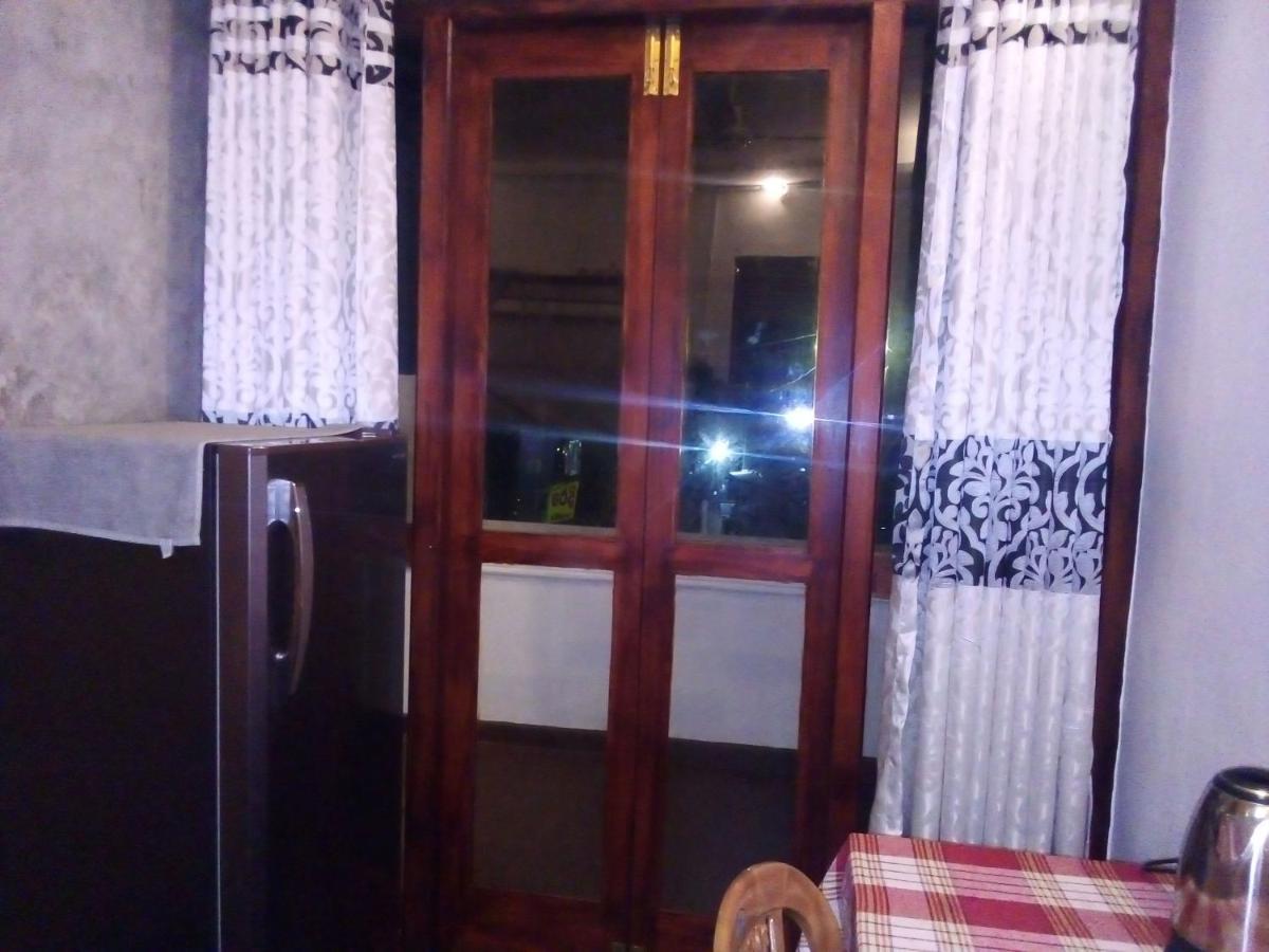 Villa Maleena Hikkaduwa Extérieur photo