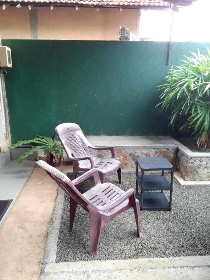 Villa Maleena Hikkaduwa Extérieur photo