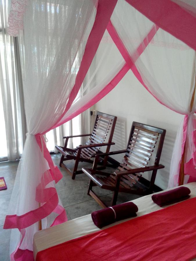 Villa Maleena Hikkaduwa Extérieur photo